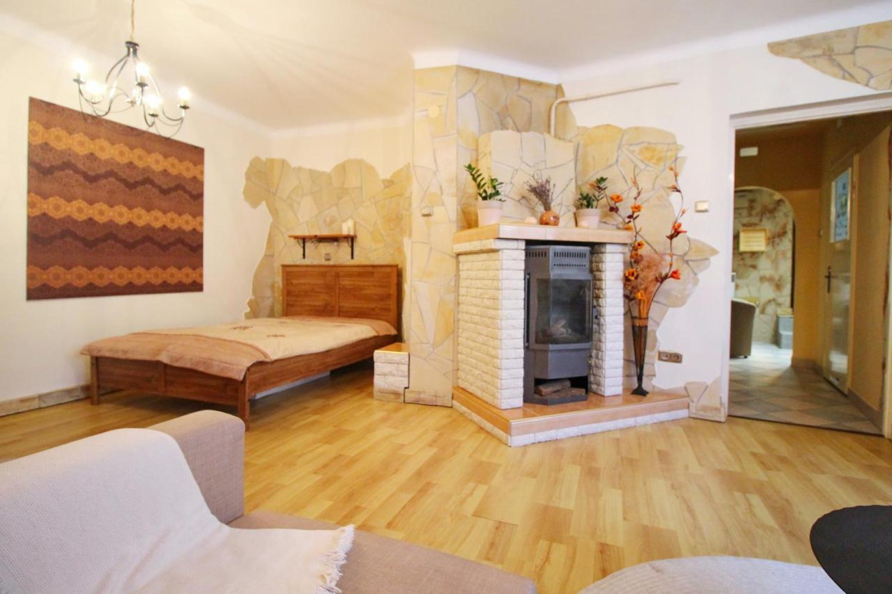 Cosy Castle Apartment Budapest Extérieur photo